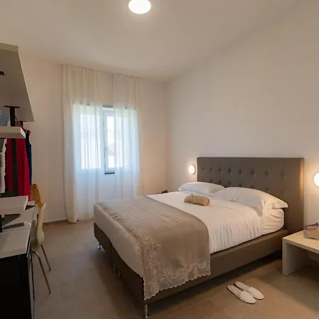 Callia Bed & Breakfast *